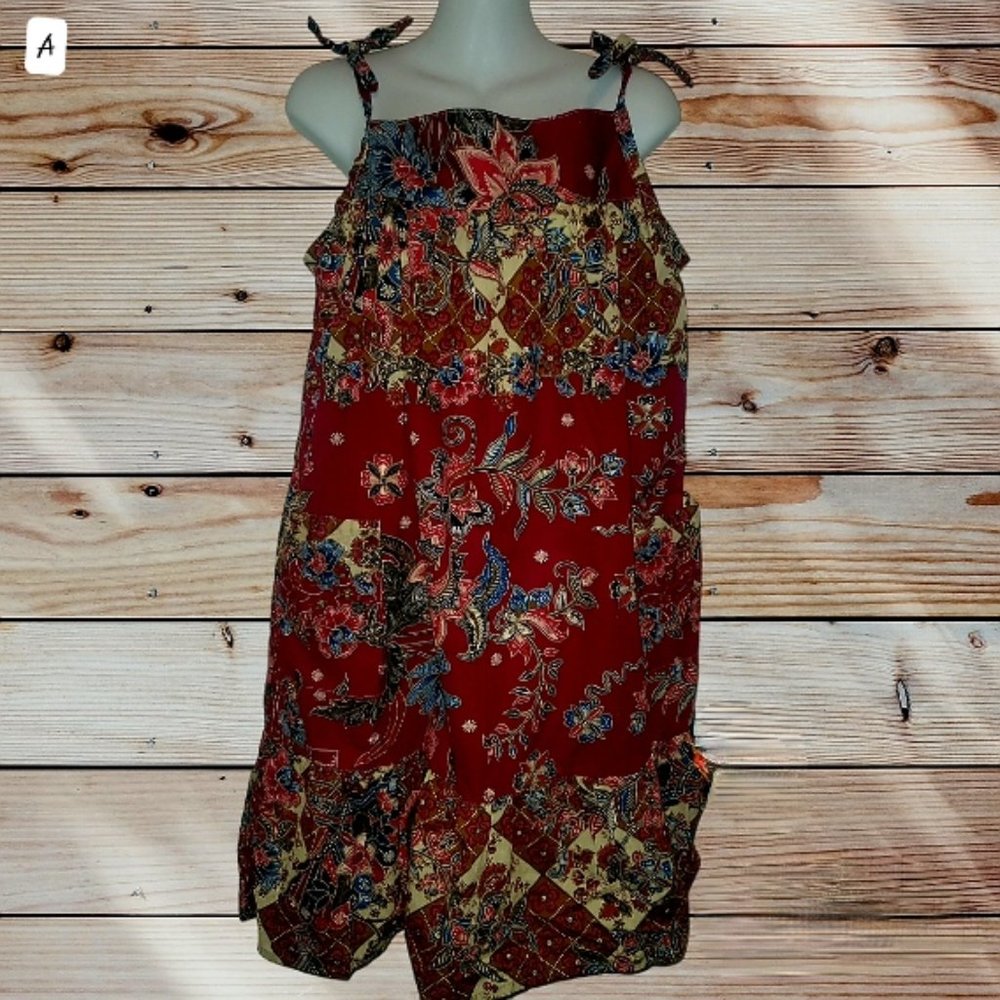 SOFIA'S RTW - MEDIUM - Floral Graphic Print Shift Dress Spaghetti Straps Red (A)